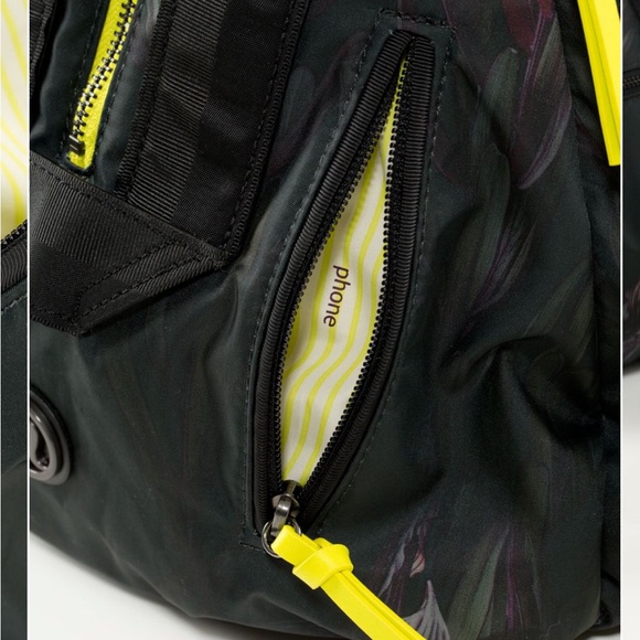 lululemon Work It Out Duffle in Midnight Iris Multi - Picture 6 of 12